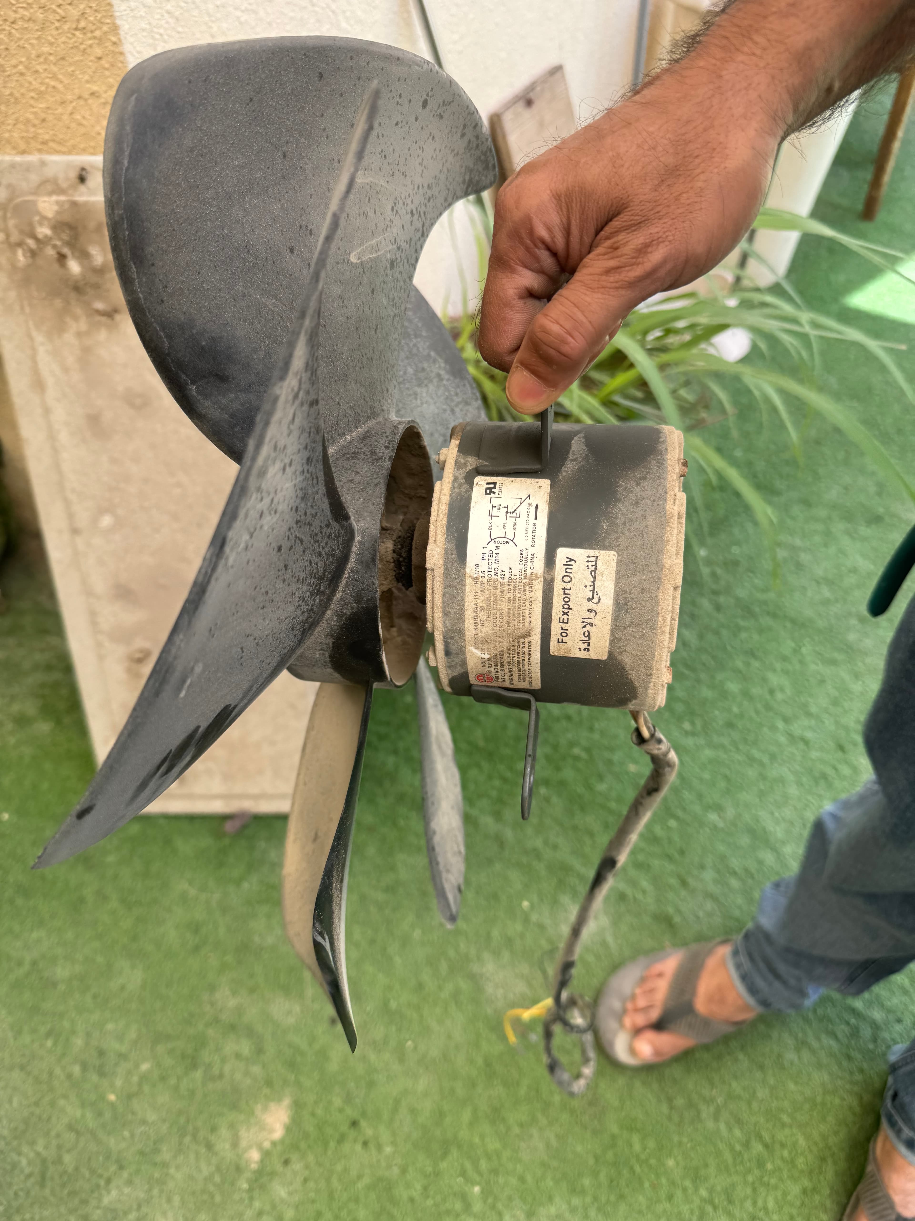 why is my ac running but not cooling ? | AC maintenance and repair service Doha,Qatar — image 1